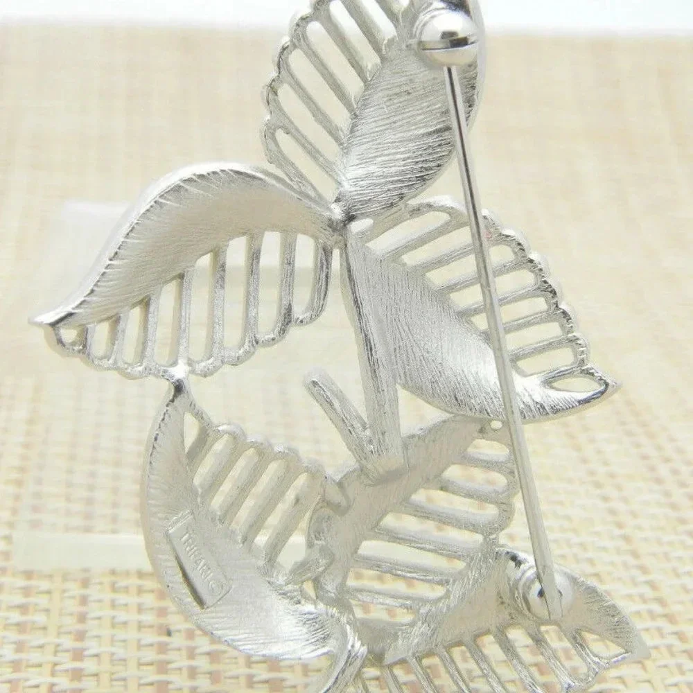 Crown TRIFARI Silver Tone Double Leaf Pin Brooch